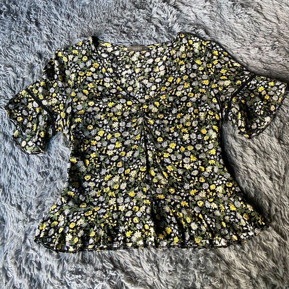 Oasis Floral Women’s Blouse Top